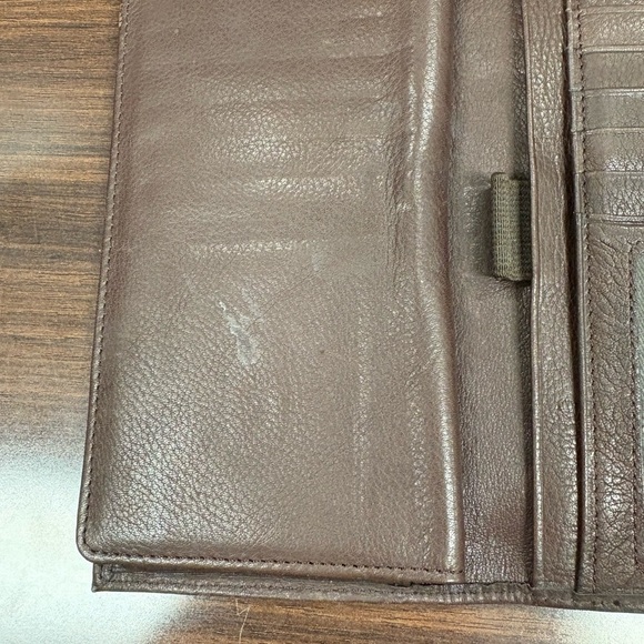 Fossil Brown Leather Wallet and Checkbook Holder - Picture 6 of 11